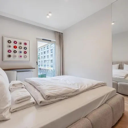 شقة Renoma Old Town *